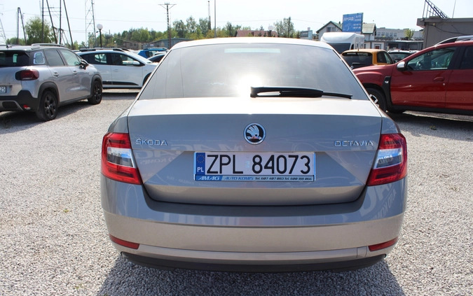 Skoda Octavia cena 61900 przebieg: 85989, rok produkcji 2018 z Brzozów małe 466